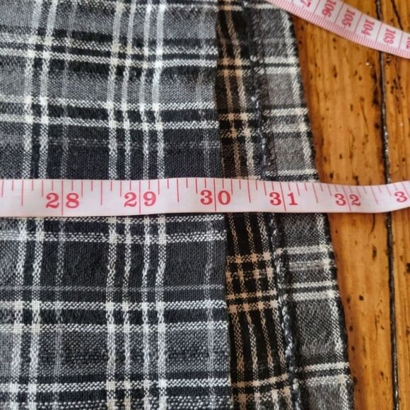 Leslie Fay Separates Vintage Plaid Midi Skirt Gray, Black and‎ White Size 16 - Picture 8 of 8
